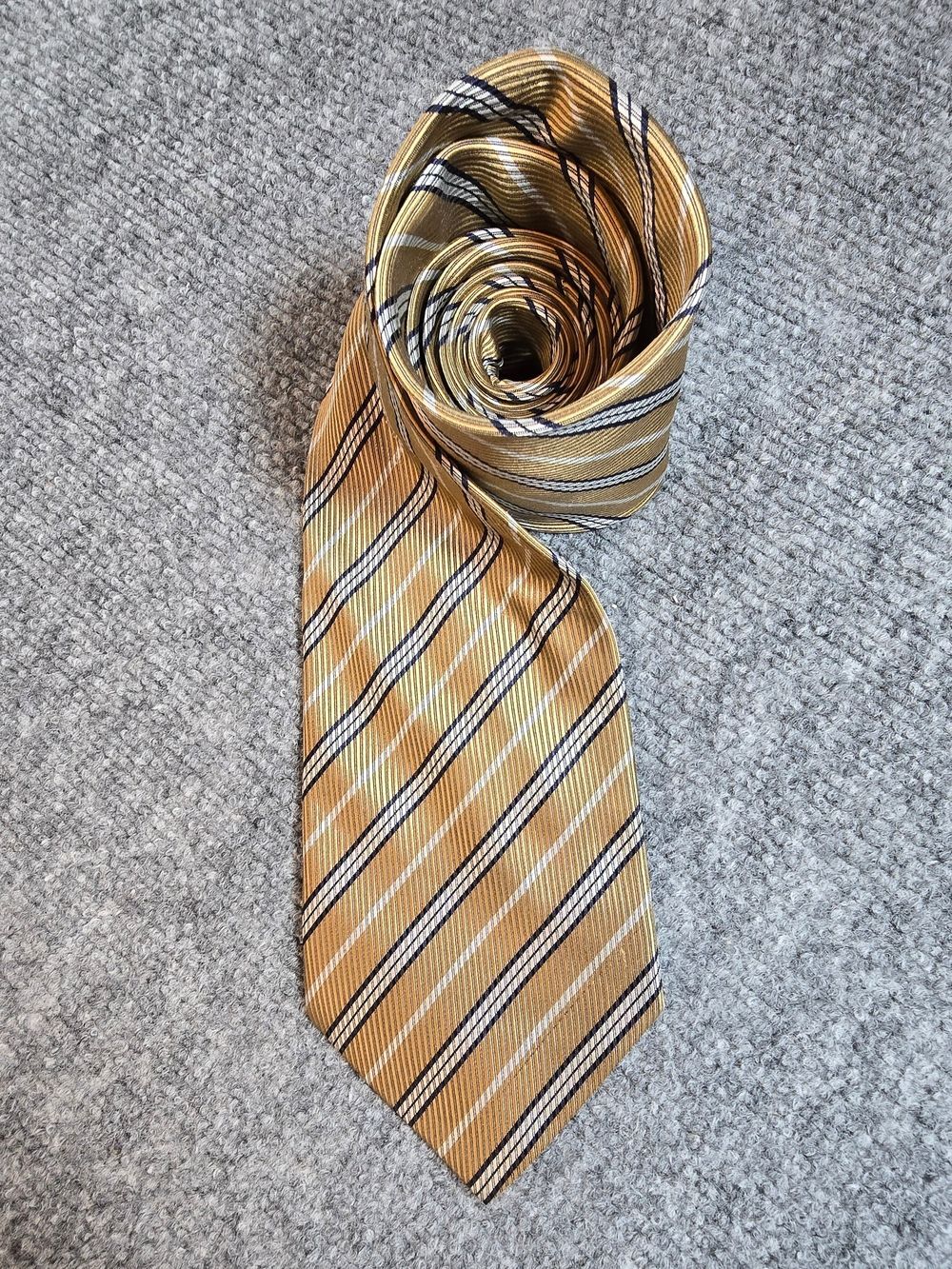 Hugo Boss Made in Italy Silk Tie Gold Black Striped Designer Necktie (Small Spot